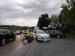 Drammatico incidente auto contro moto: ferito gravemente il motociclista