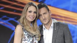 Francesco Totti positivo al Covid-19. Contagiata anche la moglie Ilary, ma è asintomatica