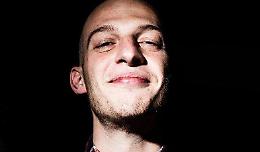 Cade dalle scale, Giacomo muore a 33 anni: la tragedia due giorni prima di Natale
