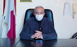 Covid, basta con la “caccia all'untore”: l'appello del sindaco