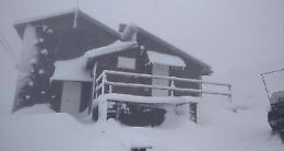 Bufera di neve a Campo Staffi: al suolo circa due metri di coltre bianca