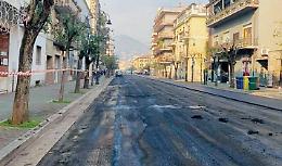 Strade dissestate, tutto da rifare: "Lavori non eseguiti in maniera corretta"
