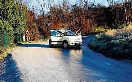 Lastre di ghiaccio sulle strade, incidenti e disagi: mattinata da incubo