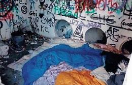 Spaccio, sesso e bivacchi: la fotografia del degrado. Residenti indignati
