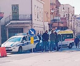 Podista investito nella prima giornata ecologica: l'auto non poteva circolare