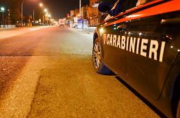 Picchia la compagna in un parcheggio. Arrestato