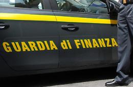 Maxi sequestro di marijuana e hashish: denunciati i titolari di un esercizio commerciale