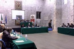 Aiuti per pagare l'affitto, la graduatoria parla straniero