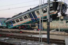 A dieci anni dal disastro ferroviario <br>assolti i macchinisti accusati della strage