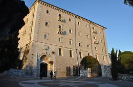 Debiti, l'Abbazia risponde alle accuse dei Carc