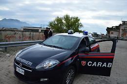 Ladro in azione in pieno giorno: fermato dai carabinieri