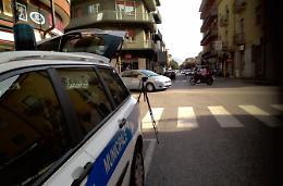 Anche i ricchi viaggiano <br>senza revisione né assicurazione <br>Il Targa System non perdona