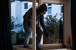 Colpo grosso nella casa  <br>di una ex gioielliera<br>