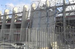 Copertura crollata allo stadio <br>Parte la rimozione e bonifica