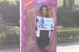 Volantini hot e modelli sexy<br>Svelato il mistero. Da non credere!