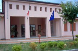 Intrusione a scuola: la quarta in una settimana. Monta la protesta dei genitori