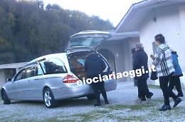 Uccisa e carbonizzata nella sua auto: Maria Migliore sepolta a San Marciano