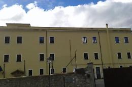 Alberghiero più vicino: la palla passa alla Regione e la città incrocia le dita