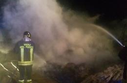 Incendio alla Cometal di Ferentino. Fiamme nella notte, danni ingenti