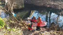 Morte Simone Trulli: caduto in acqua dopo aver battuto la testa. Ieri i funerali