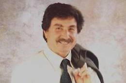 L'ex sindaco Antonio De Vellis si dimette da consigliere comunale
