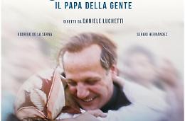 Ecco "Chiamatemi Francesco - Il Papa della gente": ritratto inedito di Bergoglio