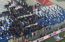 "Gianmarco uno di noi": in curva cori da brivido per il 18enne morto in un incidente 