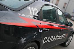 Violenta una quindicenne approfittando dell'assenza dei genitori: arrestato