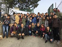 Studenti dell'istituto Agrario in sciopero. Lavori di ristrutturazione fermi e trasferimento in un'altra sede 
