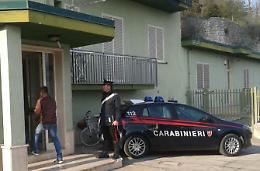 Si ribellano e chiudono in casa le assistenti sociali: extracomunitari denunciati