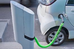 Lotta all'inquinamento: arrivano le stazioni per ricaricare i mezzi elettrici