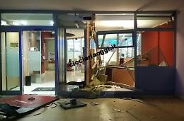 Caccia alla banda dei bancomat: un filo rosso collega sei diversi colpi