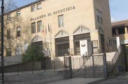 In auto con soldi e patente falsi. Assolto dai giudici