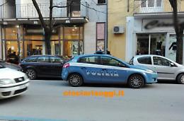 Furto in centro. Coppia nei guai dopo aver trafugato l'affitto di un negozio