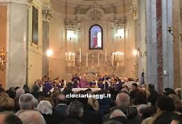 Anche il vescovo ai funerali di Angelo Molle