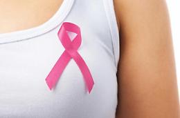Prevenzione, l'ottobre è rosa