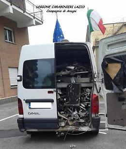 Nuovo assalto al rame dell'ex Videocon, dopo inseguimento tre in manette