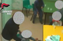 Sevizie sui bambini disabili: la verità dei genitori sulle violenze