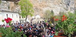 Santuario della Santissima: migliaia di fedeli alla riapertura del luogo sacro