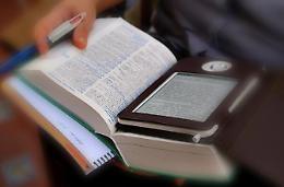 La scuola oggi: per apprendere bene meglio la matita o il tablet?