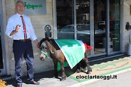 "Forza Italia" da un tifoso speciale degli azzurri