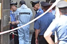 Duplice omicidio: uccisi una giovane e un transessuale. Caccia al killer 