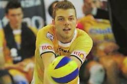 L'Argos Volley punta forte sui giovani. E si tiene stretta Marco Lucarelli 