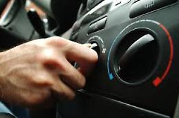Auto in moto con il climatizzatore acceso: multe salate in vista per i trasgressori 