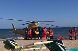 Malore in spiaggia,  paura per una donna