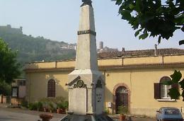 Oltraggiato il monumento storico: secondo atto vandalico in due giorni