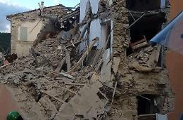 Nuove forme di sciacallaggio, chiedono soldi per i terremotati ma è tutto un bluff