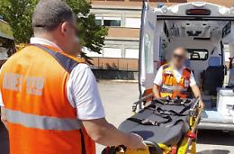 Forbiciata contro la mamma