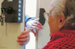 Truffe agli anziani: i sindaci mettono in guardia i cittadini
