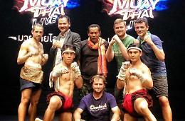 All'elementare dei Cavoni un seminario sul Muay Thai